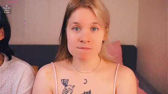 EviaVanveen online show from 11-24-25, 08:14