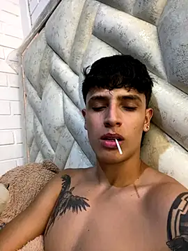 Liam Brookss online show from 11-11-25, 01:49