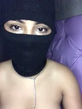 Snapshot of VANNESA_00 chatting on 10-16-25, 09:32 VANNESA 00 online show from 10-16-25, 09:32