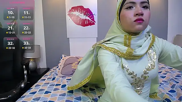 Neesha   online show from 10-23-25, 08:18