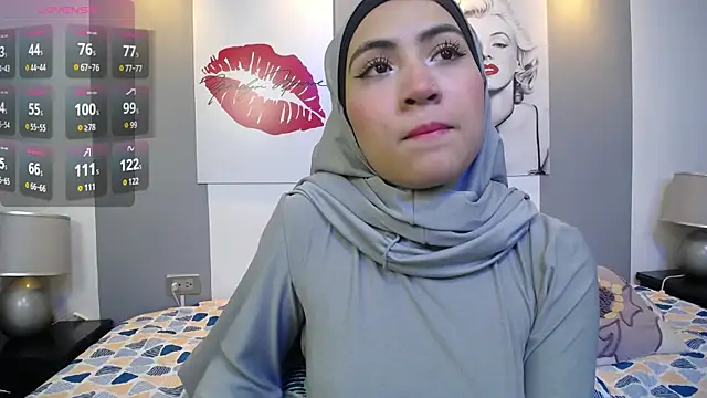 Neesha   online show from 10-28-25, 08:11