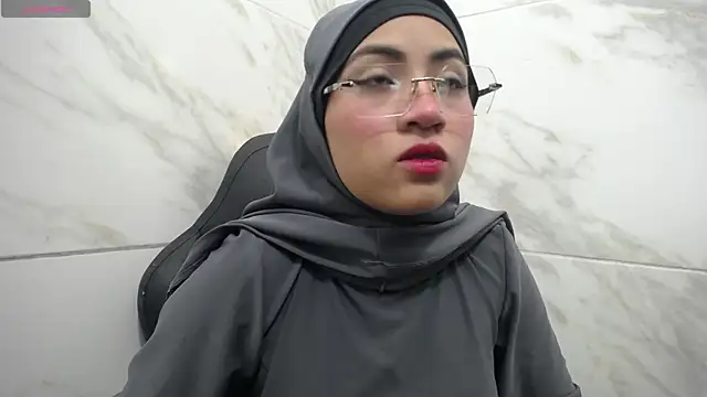 Neesha   online show from 12-17-25, 12:22