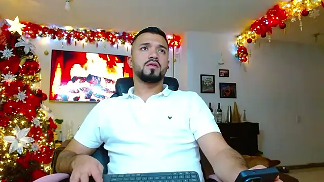 Snapshot of mathewv_ chatting on 11-11-25, 04:45 mathewv online show from 11-11-25, 04:45