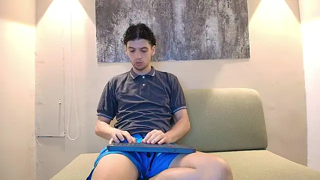 ISRAEL GRAY online show from 10-08-25, 12:14