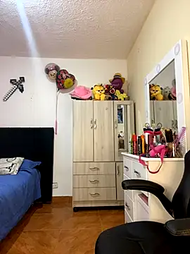 Miichii online show from 10-08-25, 12:08