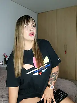 Snapshot of Zoe_riivas chatting on 01-13-26, 12:05 Zoe riivas online show from 01-13-26, 12:05