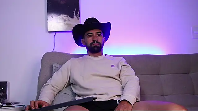 Snapshot of SOY_MIKE chatting on 02-17-26, 10:23 SOY MIKE online show from 02-17-26, 10:23