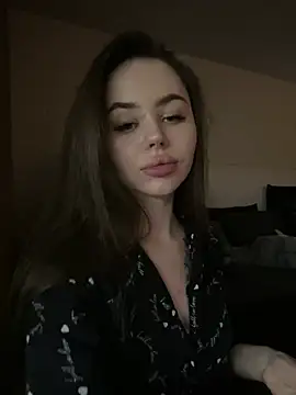 AlmaryKim online show from 12-23-24, 11:17