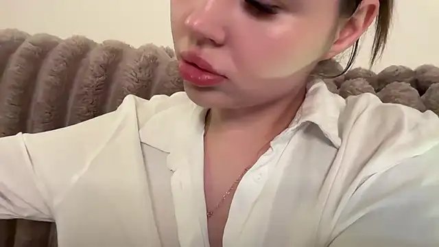AlmaryKim online show from 06-04-26, 08:04