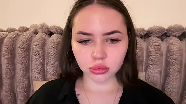 AlmaryKim online show from 07-14-26, 08:03