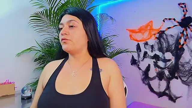 alejitasweet online show from 10-19-25, 03:29