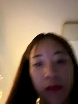 Snapshot of jun-xinh09 chatting on 10-03-25, 10:07 jun-xinh09 online show from 10-03-25, 10:07