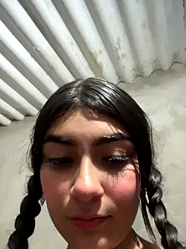 Sweed-virgin-pussy online show from 11-15-25, 01:25