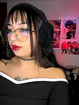 Hinatamoon  online show from 10-10-25, 04:22