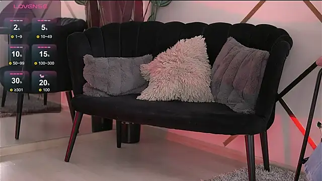 Snapshot of AuroraSins chatting on 10-30-25, 05:31 AuroraSins online show from 10-30-25, 05:31