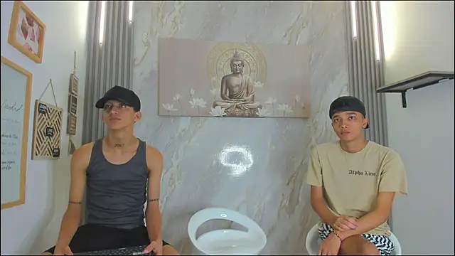 VERY HOT GUYS online show from 12-17-25, 01:28