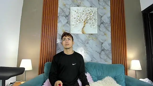 VERY HOT GUYS online show from 03-13-26, 01:18