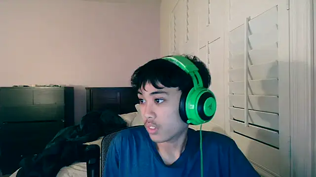 youngasianboy2007 online show from 02-28-26, 03:07