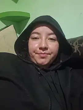 annyaparis online show from 11-19-25, 12:10