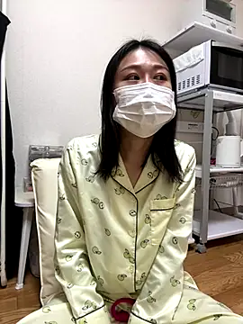 Snapshot of mia2_jp chatting on 11-22-25, 02:43 mia2 jp online show from 11-22-25, 02:43