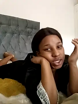 MissBubbles04 online show from 10-12-25, 07:07