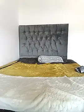 MissBubbles04 online show from 10-14-25, 08:59