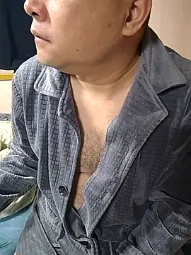 Snapshot of han515319 chatting on 03-04-26, 11:27 han515319 online show from 03-04-26, 11:27