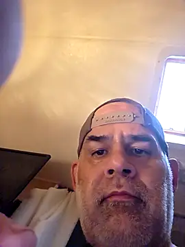 Snapshot of DeeBestEver chatting on 03-02-26, 03:30 DeeBestEver online show from 03-02-26, 03:30