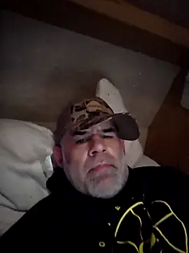 Snapshot of DeeBestEver chatting on 04-01-26, 06:05 DeeBestEver online show from 04-01-26, 06:05