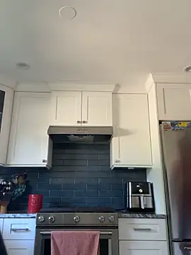 Snapshot of daddyshark83 chatting on 09-30-25, 02:22 daddyshark83 online show from 09-30-25, 02:22