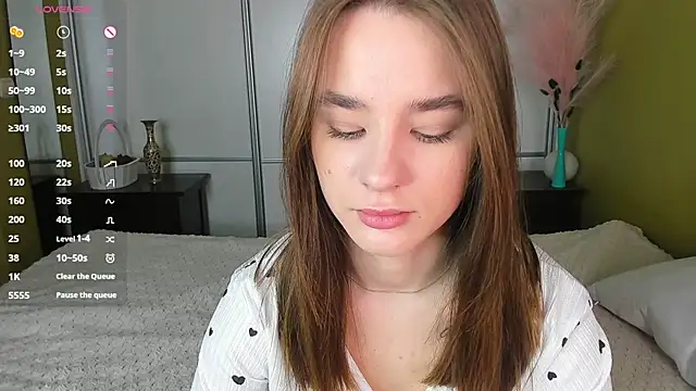 JinnyMcie online show from 03-26-26, 09:37