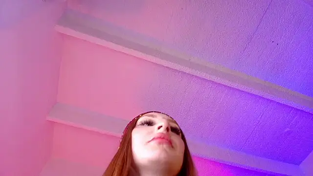 Snapshot of Bennuluspeach_ chatting on 05-19-26, 11:05 Bennuluspeach online show from 05-19-26, 11:05