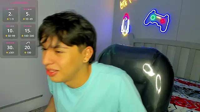 StiwenTwink online show from 10-23-25, 01:54