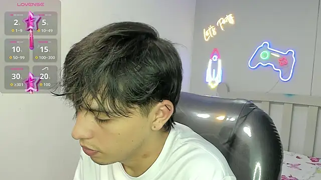 Snapshot of StiwenTwink chatting on 01-05-26, 07:28 StiwenTwink online show from 01-05-26, 07:28