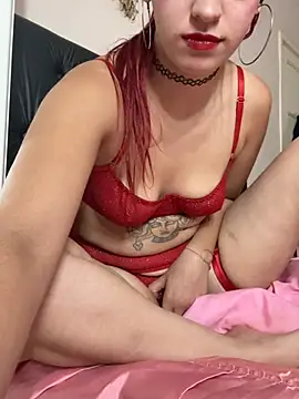 Sweetredevil online show from 03-24-26, 02:16