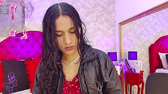 Setsuna St online show from 12-16-25, 03:28