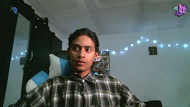 Snapshot of Dickie_Dicking chatting on 02-12-26, 07:53 Dickie Dicking online show from 02-12-26, 07:53