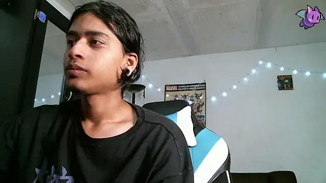 Snapshot of Dickie_Dicking chatting on 02-27-26, 10:54 Dickie Dicking online show from 02-27-26, 10:54