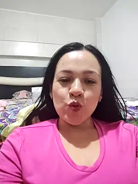 LindaSalo33 online show from 11-08-25, 03:39