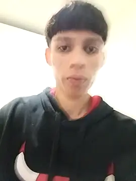 Snapshot of mazo18 chatting on 02-07-26, 12:36 mazo18 online show from 02-07-26, 12:36