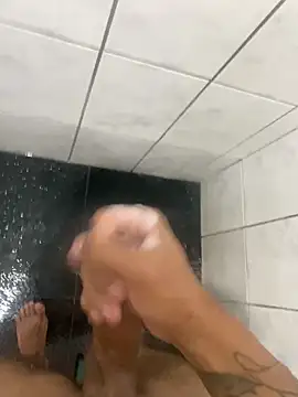 Juninjr12 online show from 03-08-26, 01:25