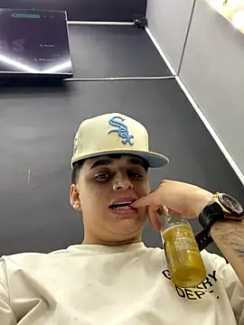 jeff2995  online show from 11-08-25, 02:45