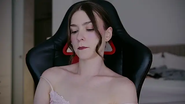 WowHelloAlice online show from 06-23-26, 12:19