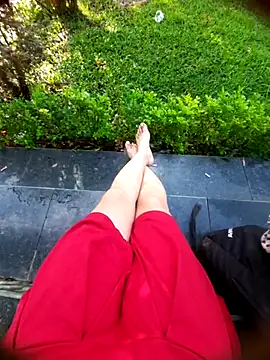 Snapshot of Zun_121 chatting on 10-02-25, 12:28 Zun 121 online show from 10-02-25, 12:28