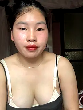 Snapshot of Stella-cute chatting on 10-17-25, 08:39 Stella-cute online show from 10-17-25, 08:39