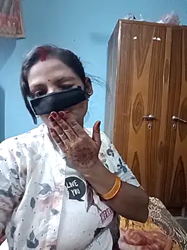 Snapshot of Neelam-baby1 chatting on 02-08-26, 04:32 Neelam-baby1 online show from 02-08-26, 04:32