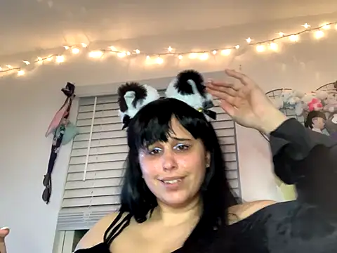 sadgirlsocial online show from 10-17-25, 01:42