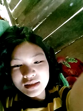 Snapshot of Hin_xx chatting on 10-23-25, 01:05 Hin xx online show from 10-23-25, 01:05