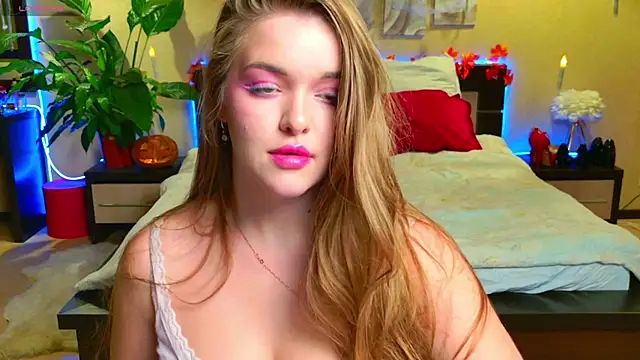 EmilyWhispers online show from 10-03-25, 07:44