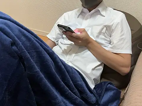 Ryunosukesuke online show from 11-21-25, 03:44